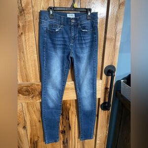 Mudd juniors blue skinny jeans size 5 excellent condition